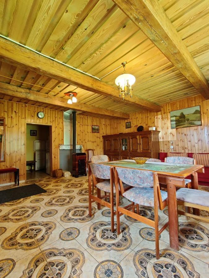 Zalioji Villa Padustis ภายนอก รูปภาพ