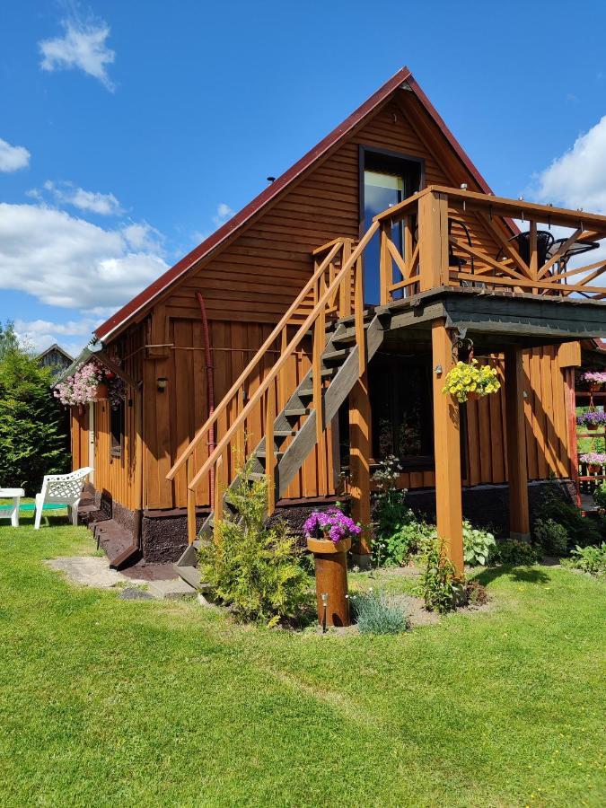 Zalioji Villa Padustis ภายนอก รูปภาพ